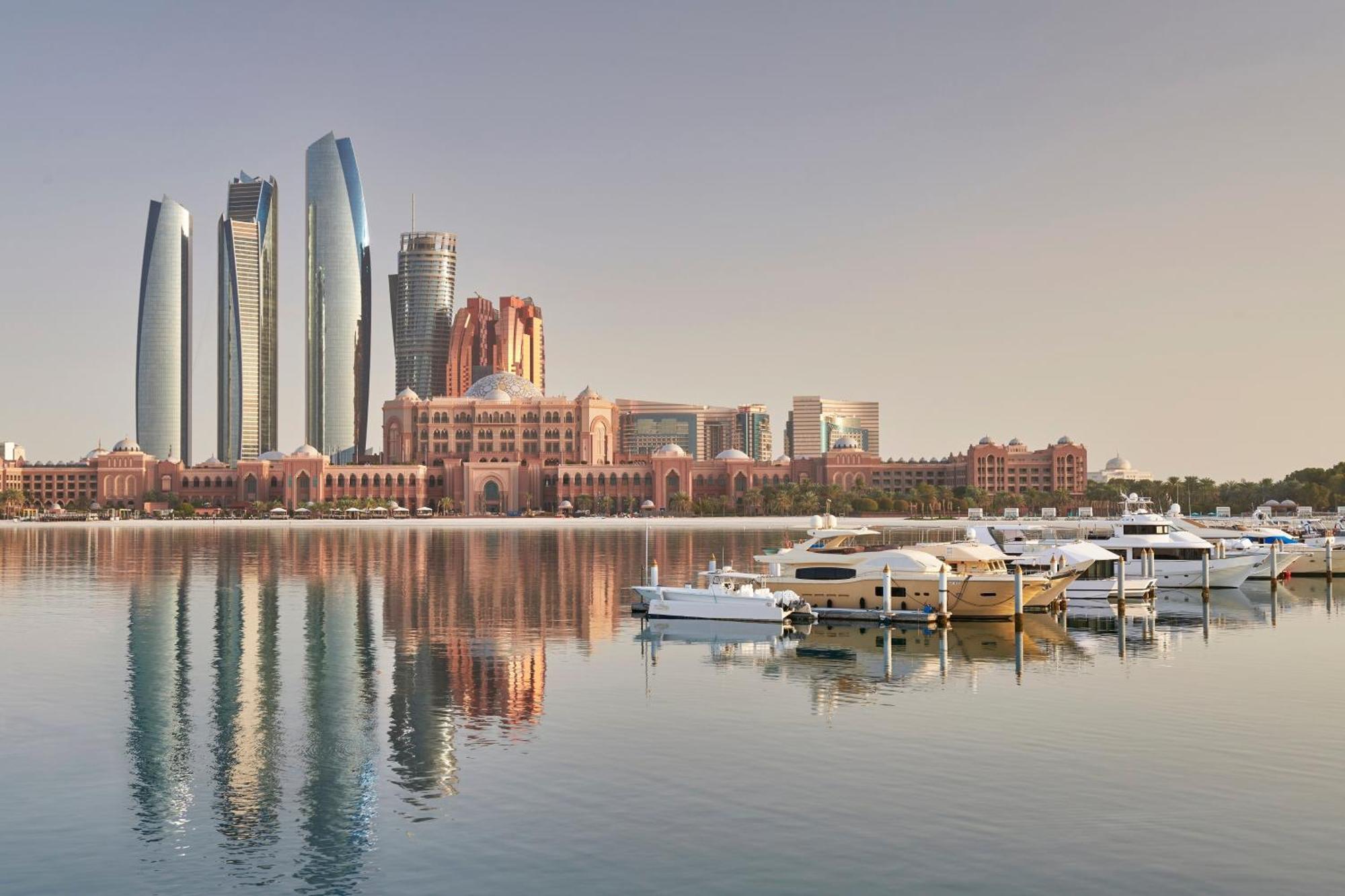 ホテル Emirates Palace Mandarin Oriental, アブダビ エクステリア 写真